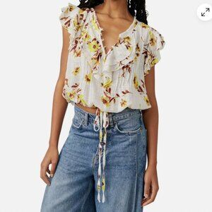 Floral Ruffle V-Neck Blouse